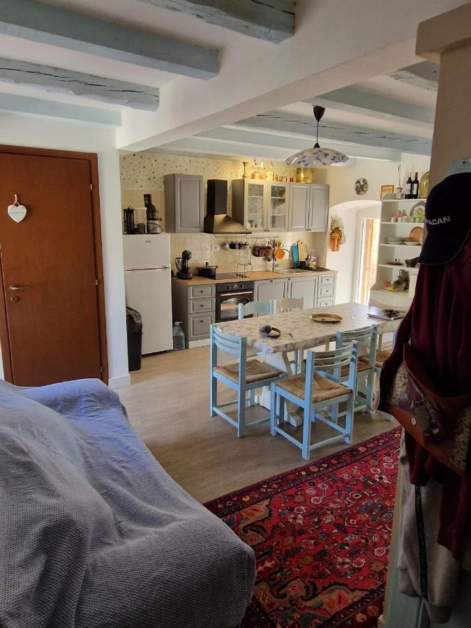 Bonvivan House Diminići Eksteriør billede